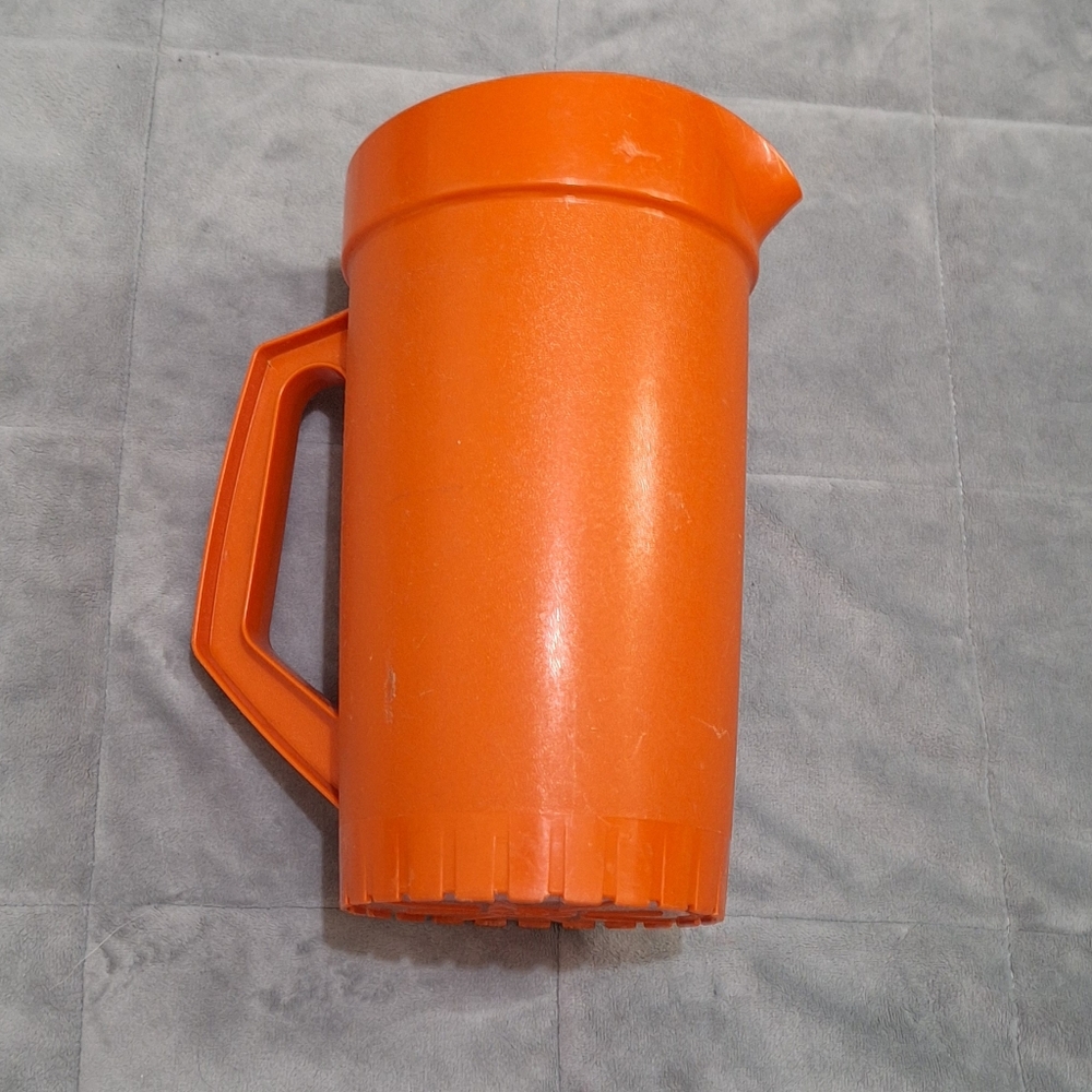 Vintage Tupperware Plastic Jug - Picture 2 of 5